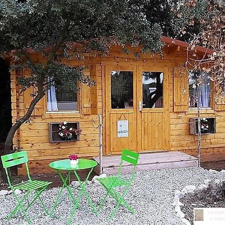 Le Chalet Sous L'Olivier Boulbon Exterior photo